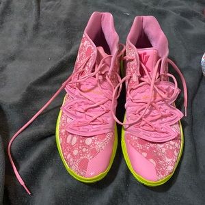 Kyrie 5 Spongebob Patrick